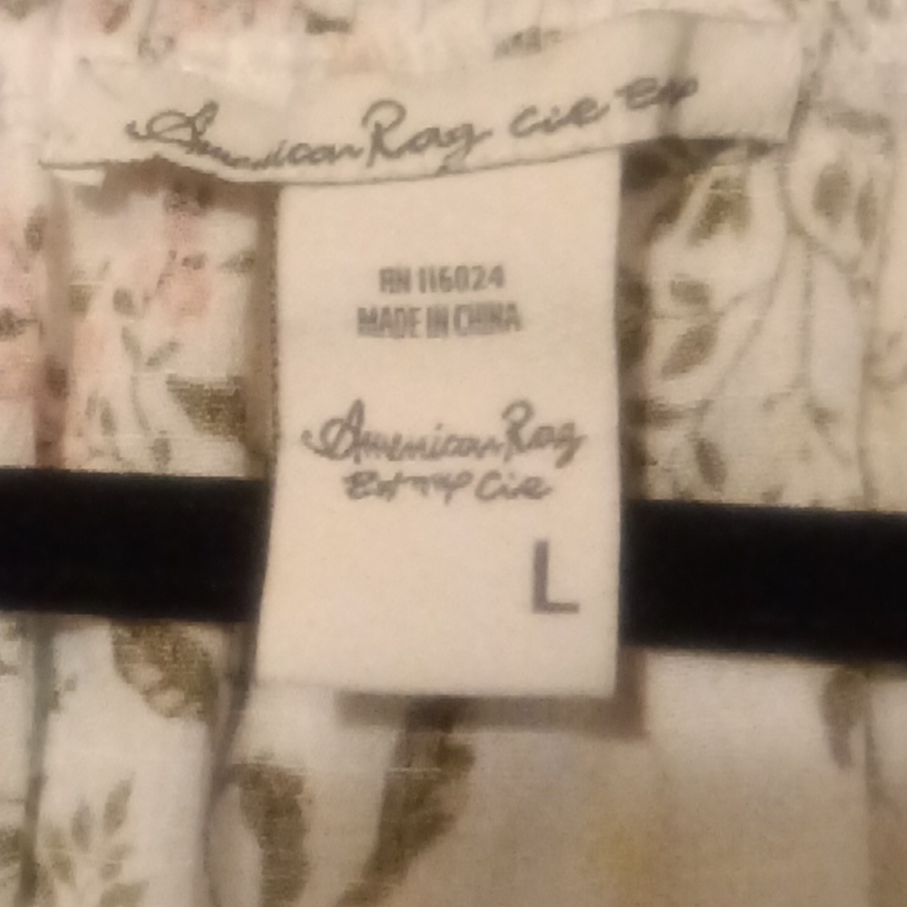 American Rag Blouse - Picture 2 of 5